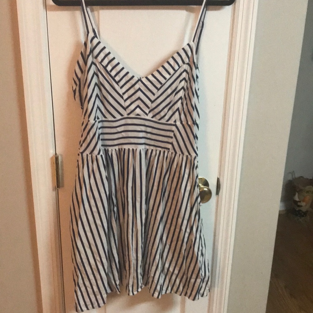 Express dress with pockets